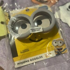 Minion Goggles New & Sealed
